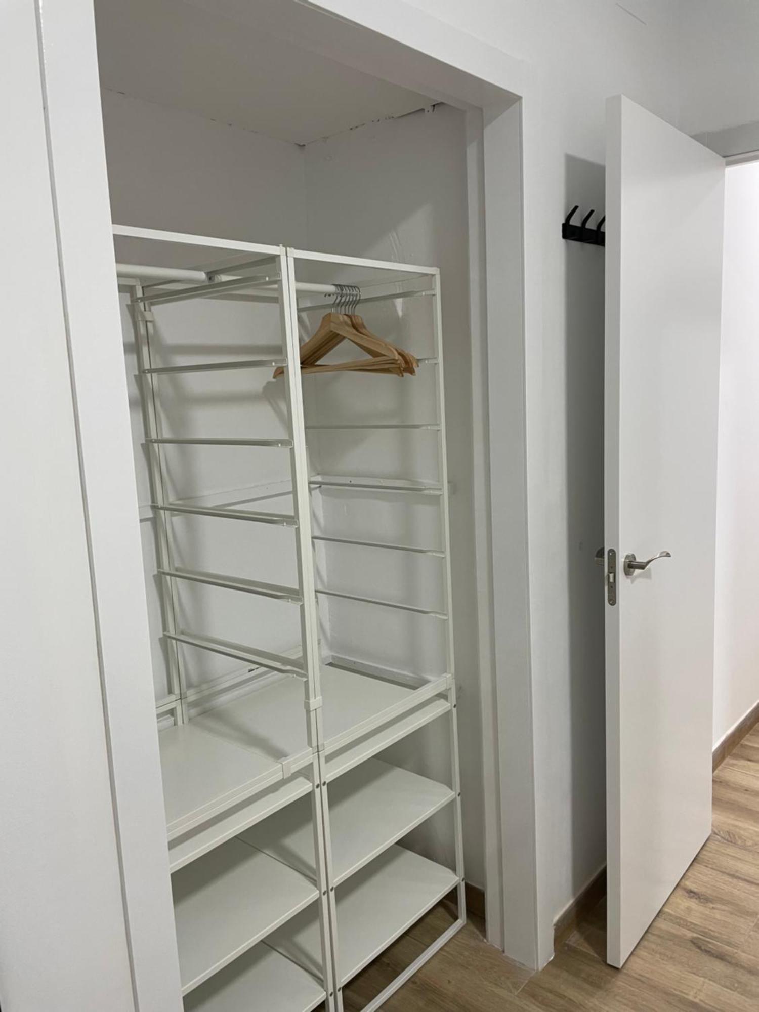 Apartamentos Tarradellas Sants Estacio برشلونة المظهر الخارجي الصورة