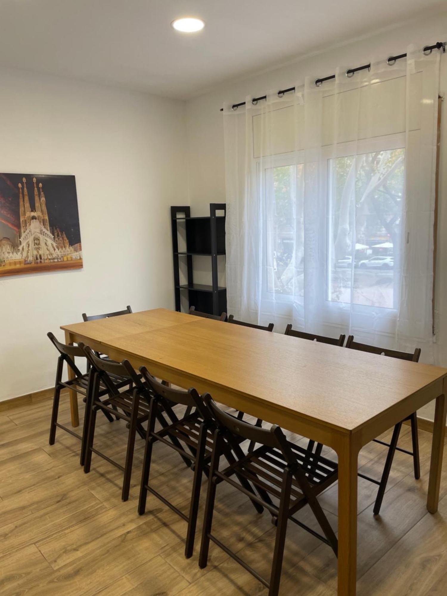 Apartamentos Tarradellas Sants Estacio برشلونة المظهر الخارجي الصورة