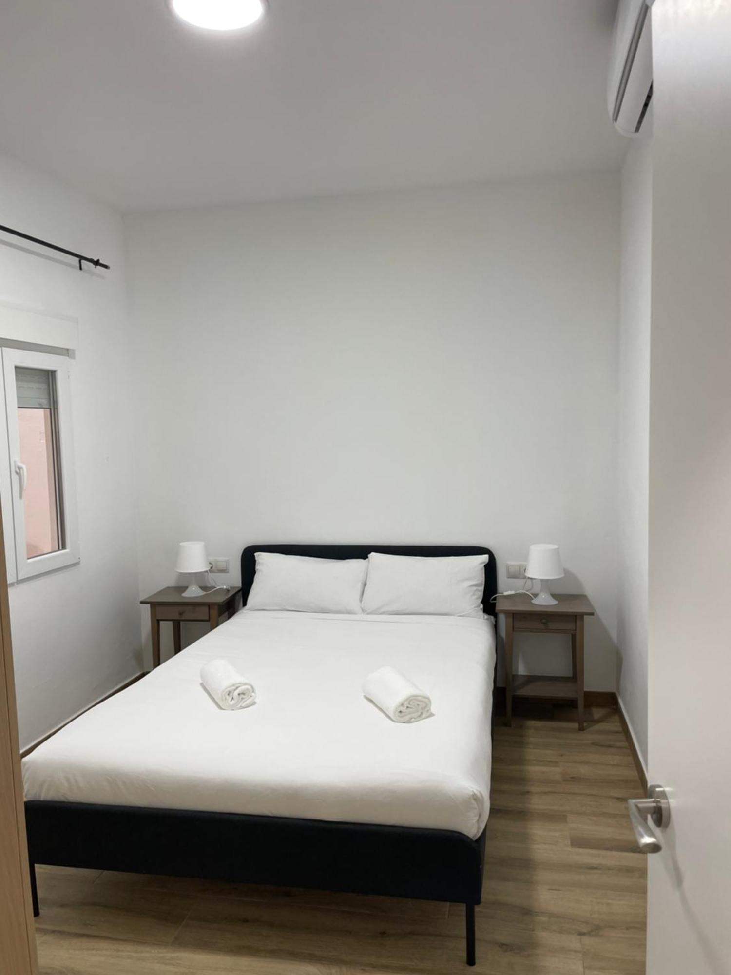 Apartamentos Tarradellas Sants Estacio برشلونة المظهر الخارجي الصورة