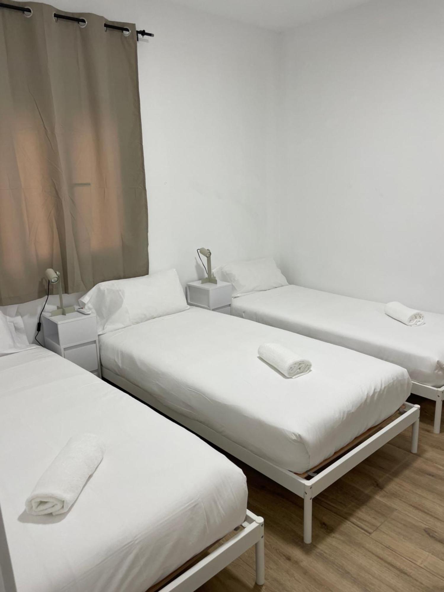 Apartamentos Tarradellas Sants Estacio برشلونة المظهر الخارجي الصورة