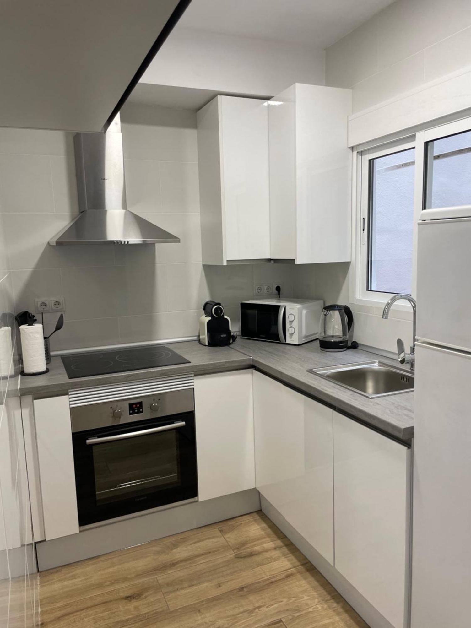 Apartamentos Tarradellas Sants Estacio برشلونة المظهر الخارجي الصورة