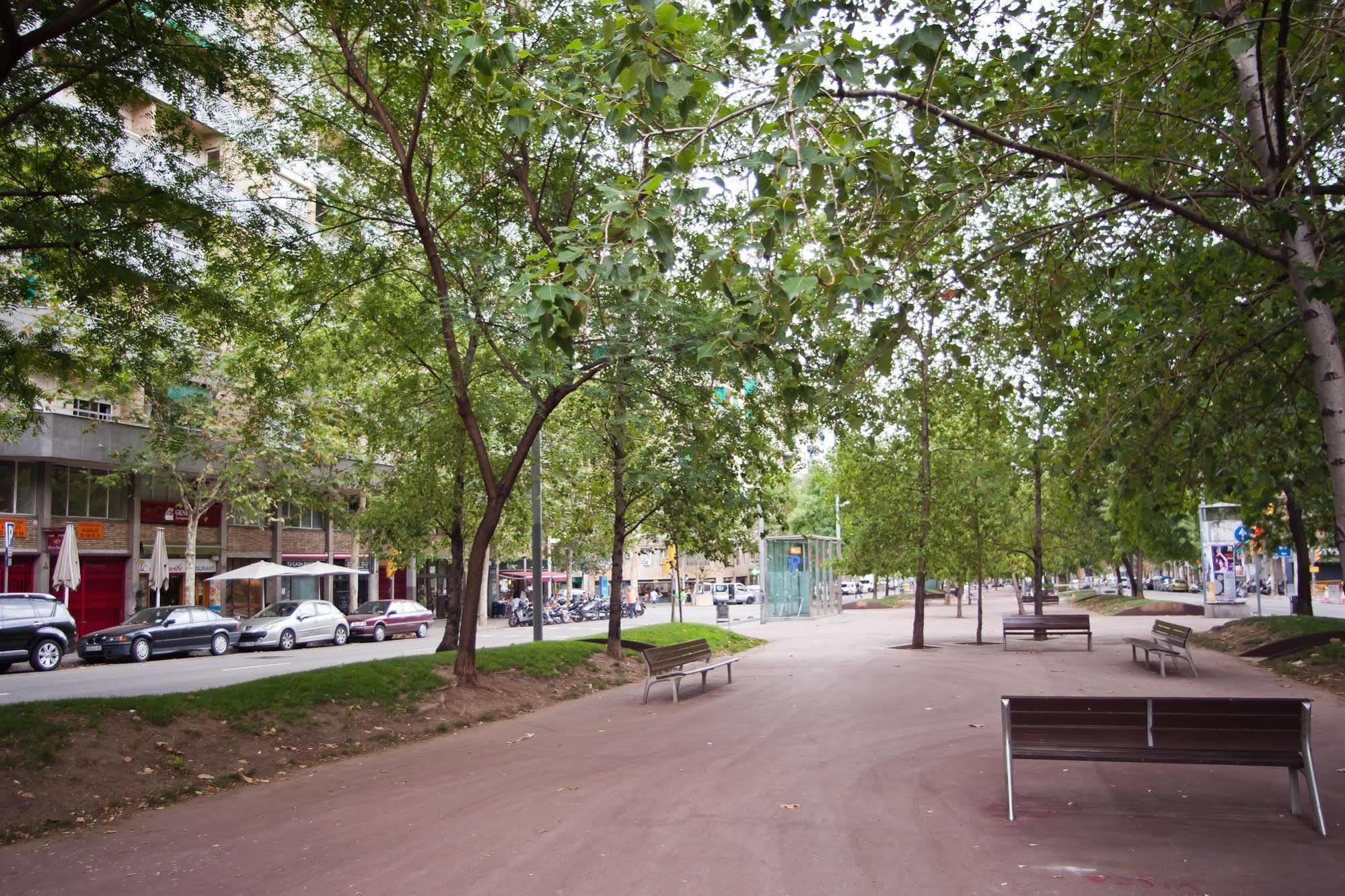 Apartamentos Tarradellas Sants Estacio برشلونة المظهر الخارجي الصورة