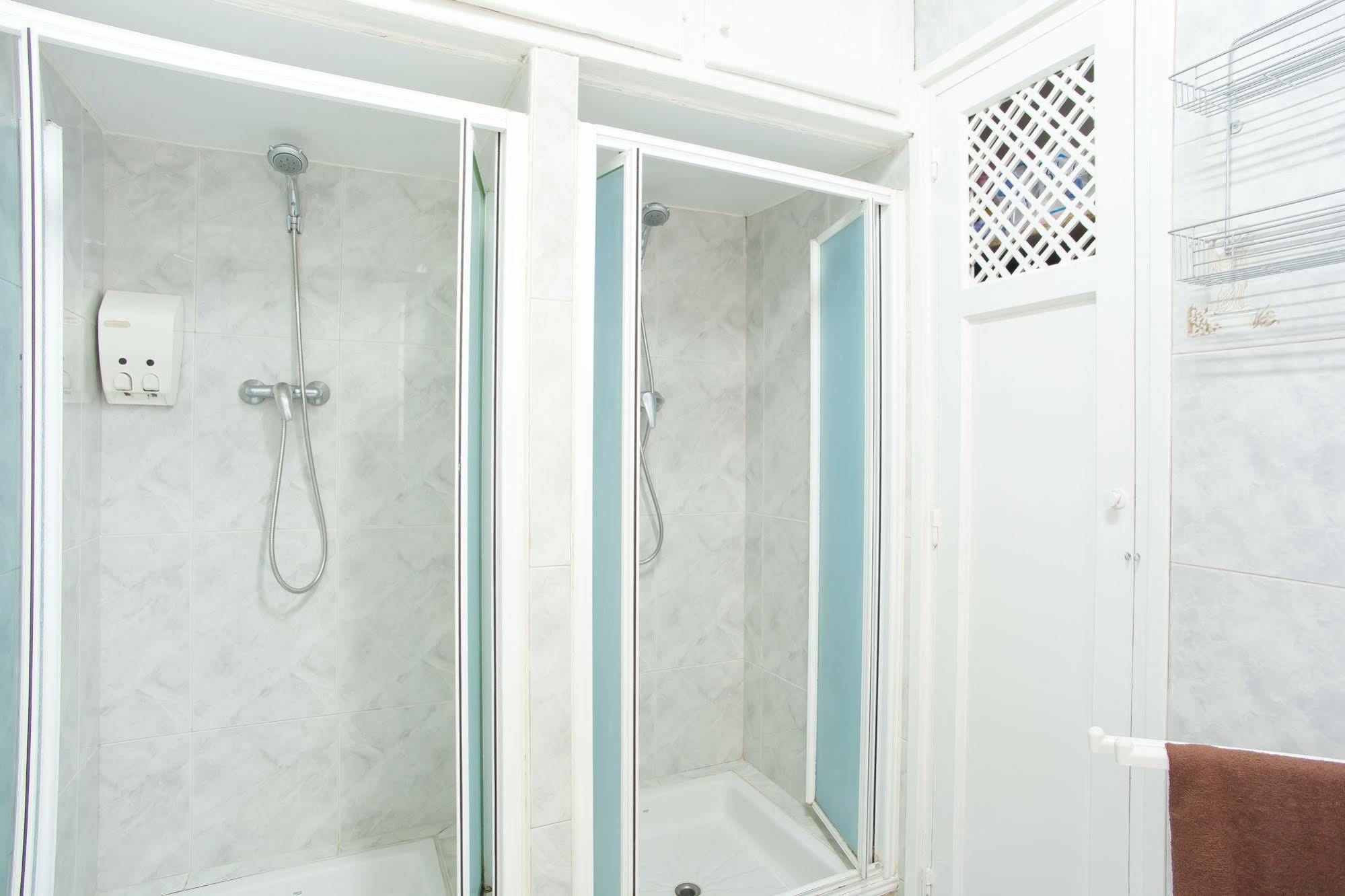 Apartamentos Tarradellas Sants Estacio برشلونة المظهر الخارجي الصورة