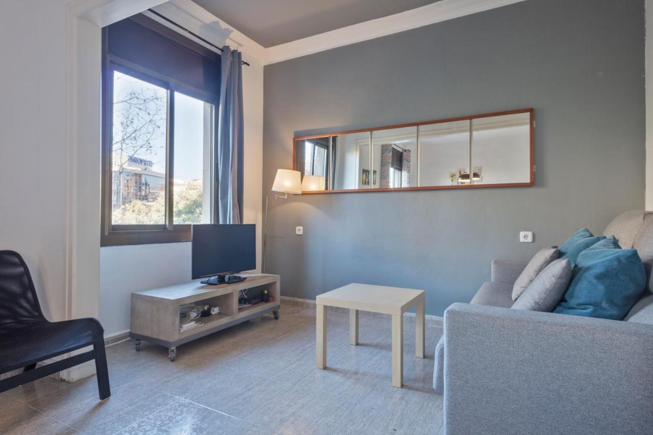 Apartamentos Tarradellas Sants Estacio برشلونة المظهر الخارجي الصورة