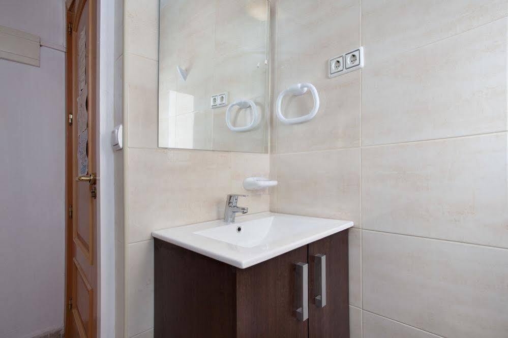 Apartamentos Tarradellas Sants Estacio برشلونة المظهر الخارجي الصورة