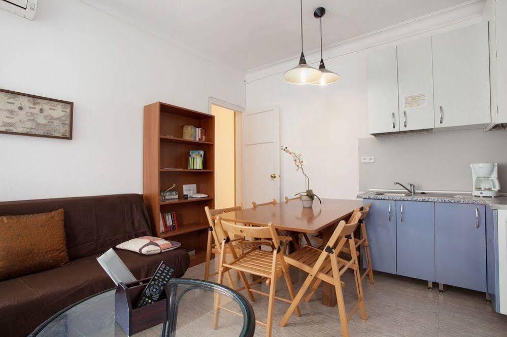 Apartamentos Tarradellas Sants Estacio برشلونة المظهر الخارجي الصورة